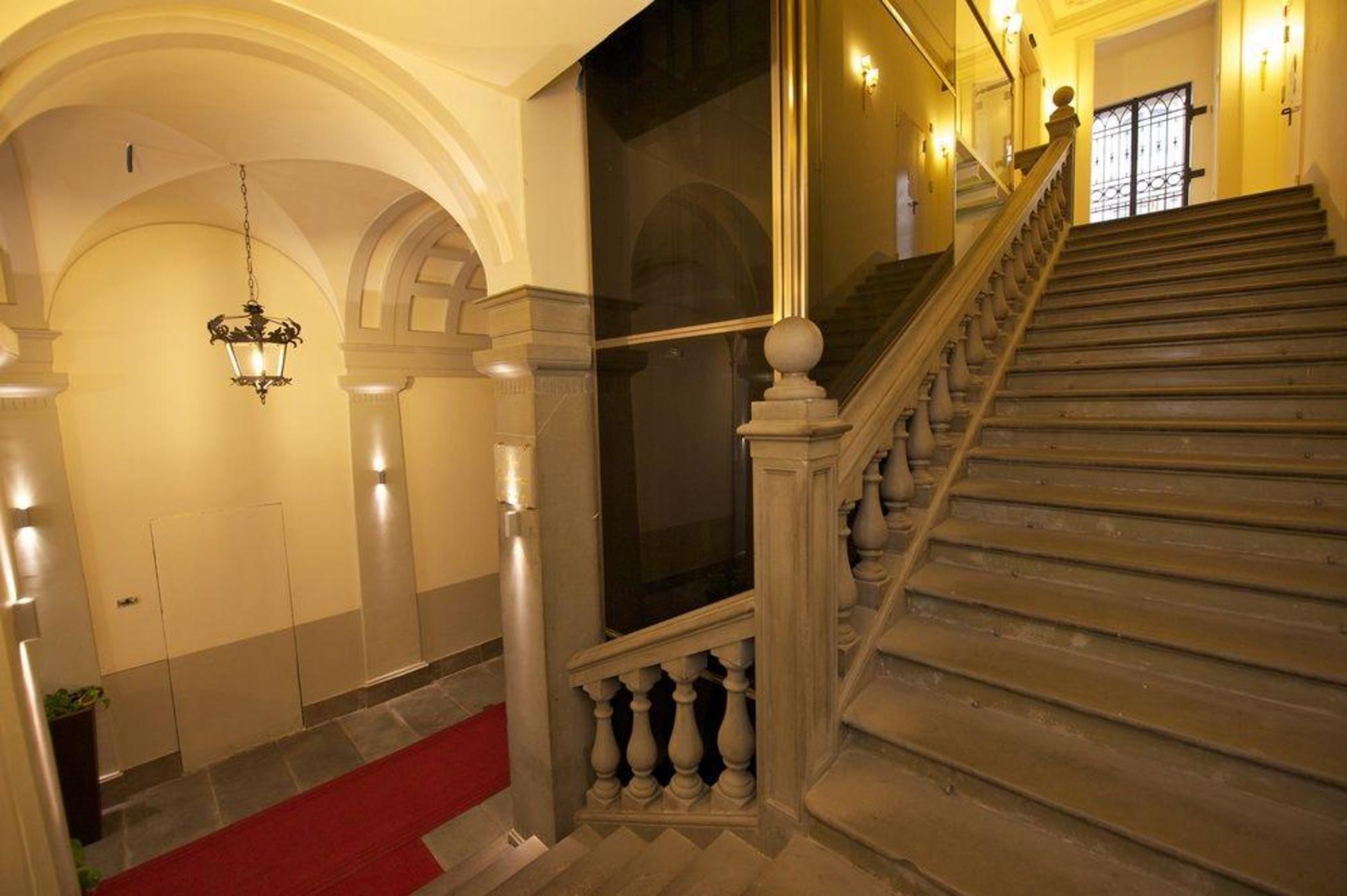 โฮเต็ล แคลิฟอร์เนีย Hotel ฟลอเรนซ์ ภายนอก รูปภาพ