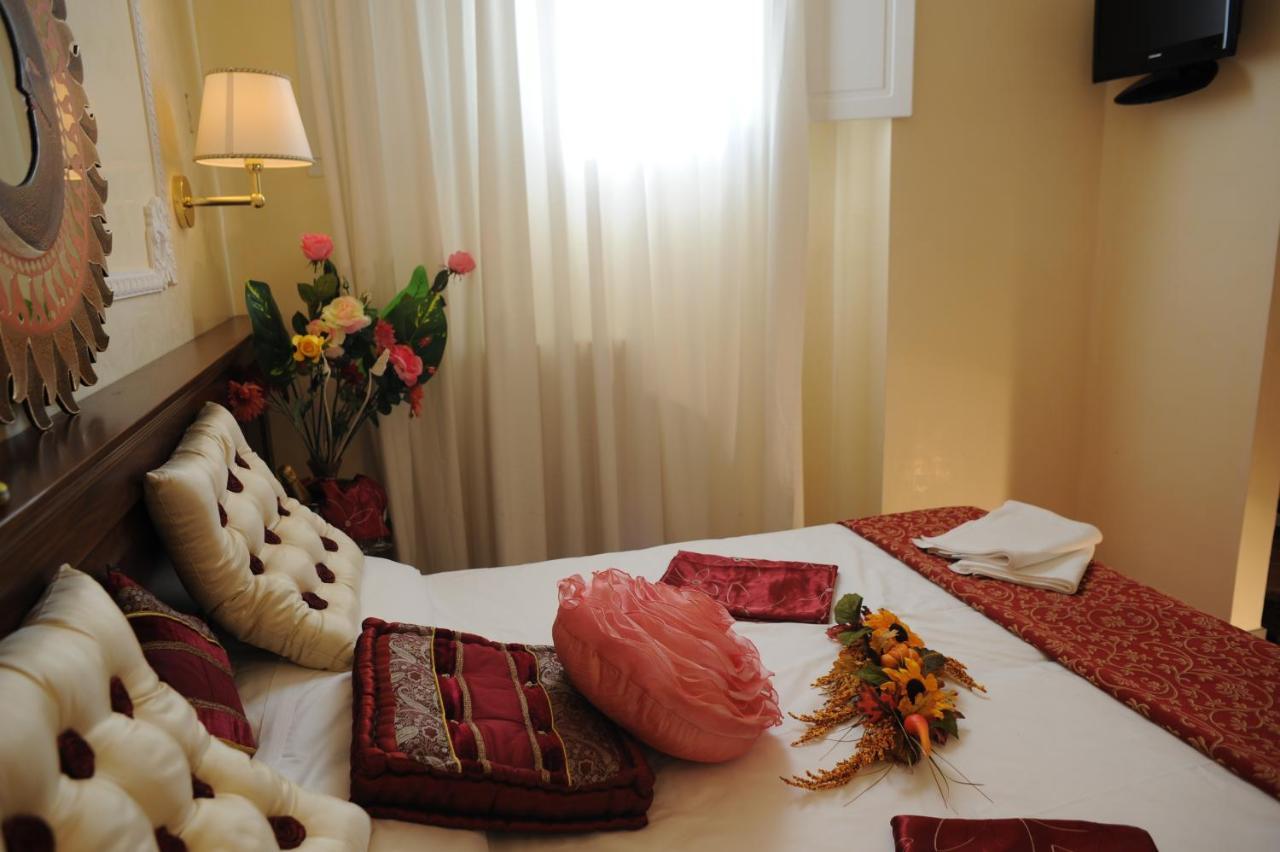 โฮเต็ล แคลิฟอร์เนีย Hotel ฟลอเรนซ์ ภายนอก รูปภาพ